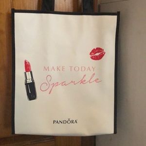 Pandora tote